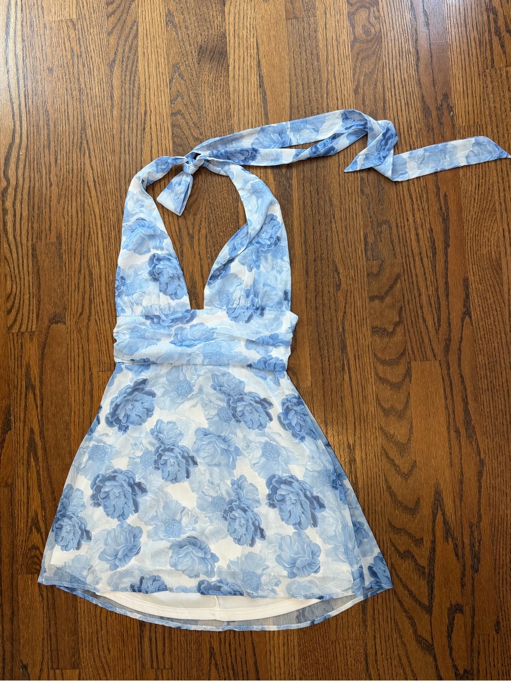 That’s So Fetch Blue Floral Halter Midi Dress NWT